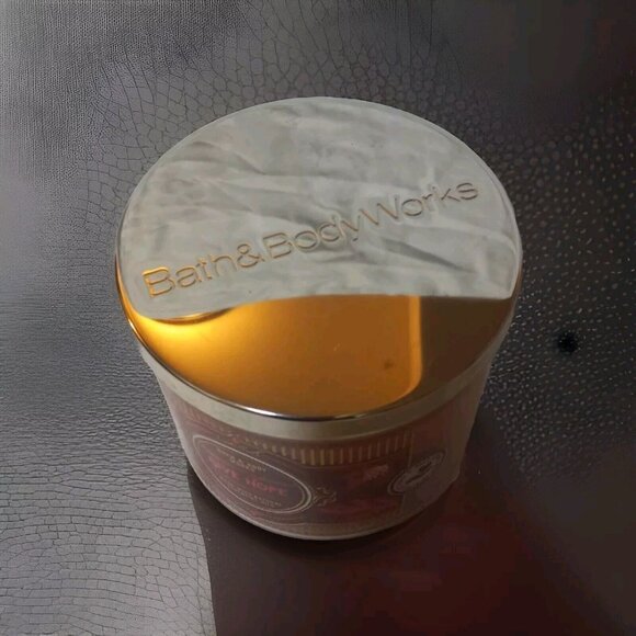 Bath & Body Works Peppermint Marshmallow Candle Give Hope – 3 Wick NEW - Picture 3 of 3